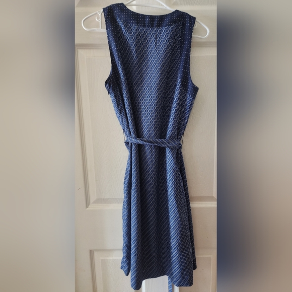 Banana Republic Blue Faux Wrap Belted Dress with Waterfall Front, Size 6 - Picture 2 of 6